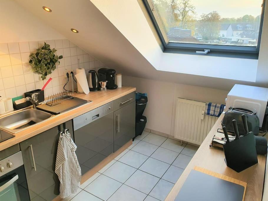 Modernes Und Ruhiges Appartement Mit Loggia Marl Bagian luar foto