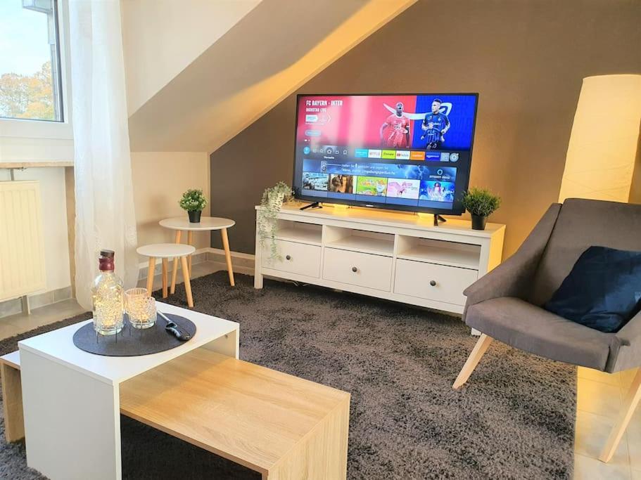 Modernes Und Ruhiges Appartement Mit Loggia Marl Bagian luar foto