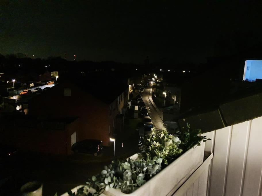 Modernes Und Ruhiges Appartement Mit Loggia Marl Bagian luar foto
