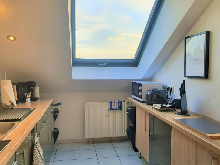 Modernes Und Ruhiges Appartement Mit Loggia Marl Bagian luar foto