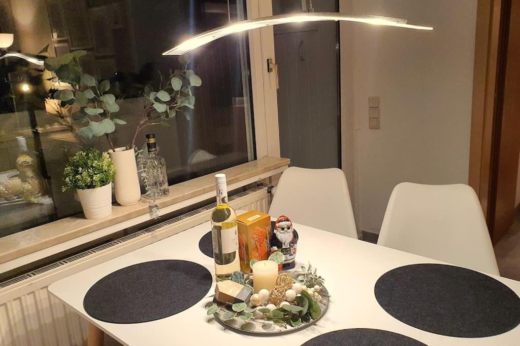 Modernes Und Ruhiges Appartement Mit Loggia Marl Bagian luar foto